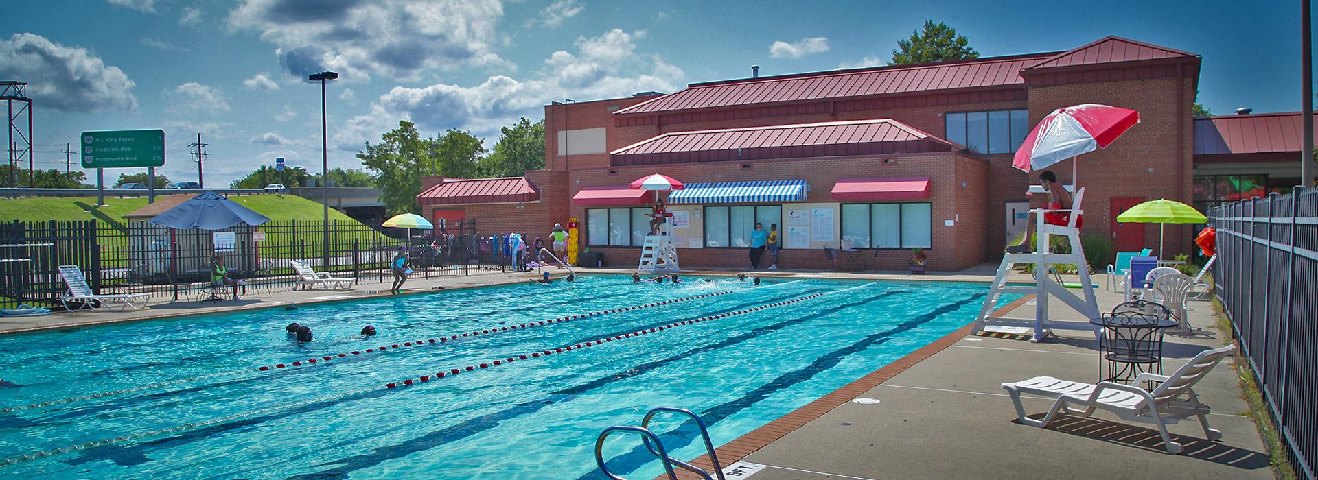 Effingham Street Family YMCA outside pool