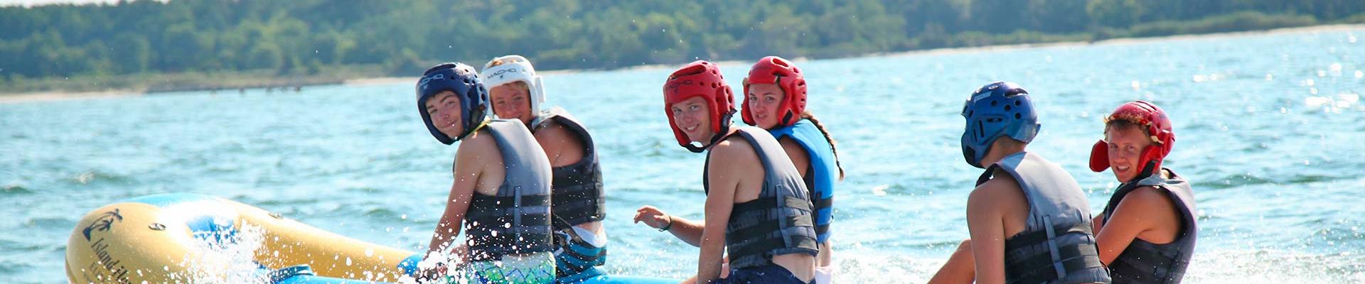 kids on banana boat