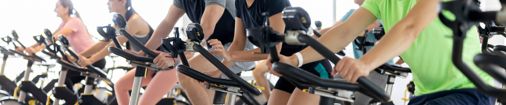 group fitness class cycle